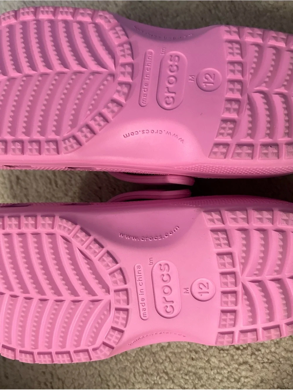 CROCS lightweight slip